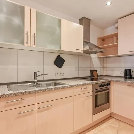 Domeky 2,2m Bett, Zentral, Glasfaser Für Business, Crews, Familien Apartamento Backnang